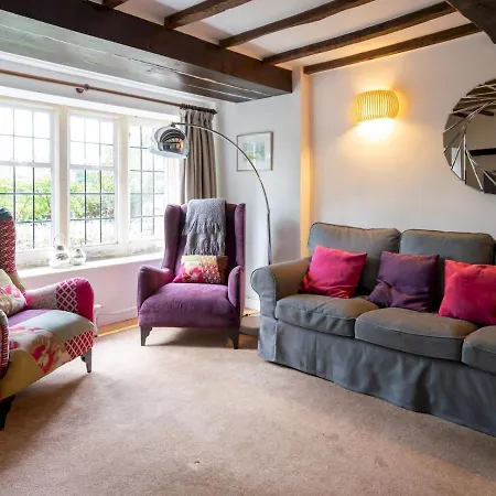 Pass The Keys Delightful 4 Bedroom Cotswold Character Cottage Cheltenham Exterior photo
