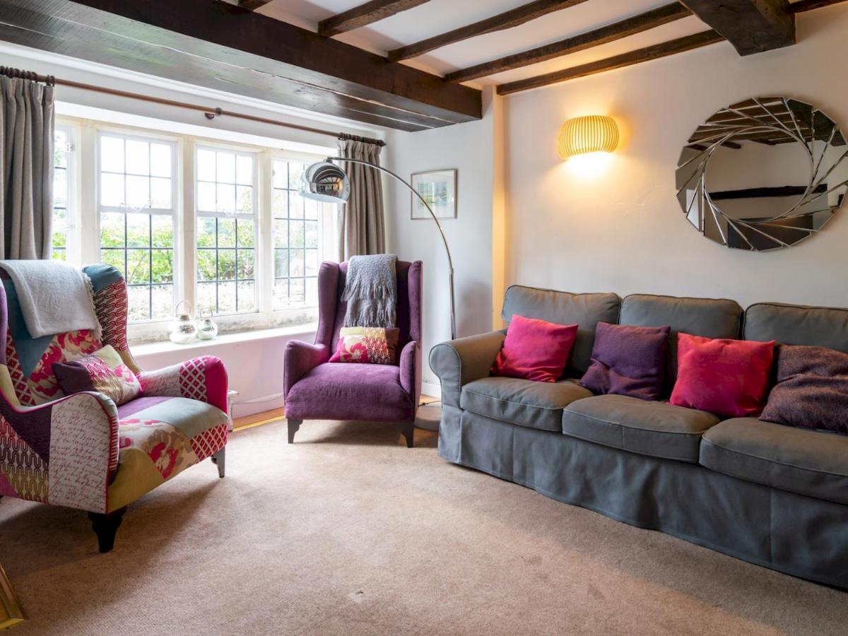 Holiday home Pass The Keys Delightful 4 Bedroom Cotswold Character