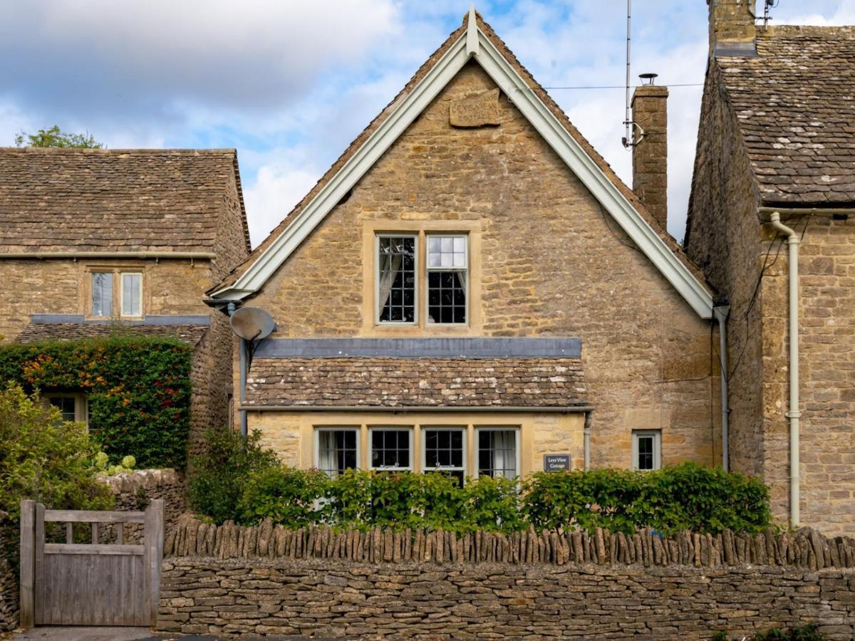 Holiday home Pass The Keys Delightful 4 Bedroom Cotswold Character